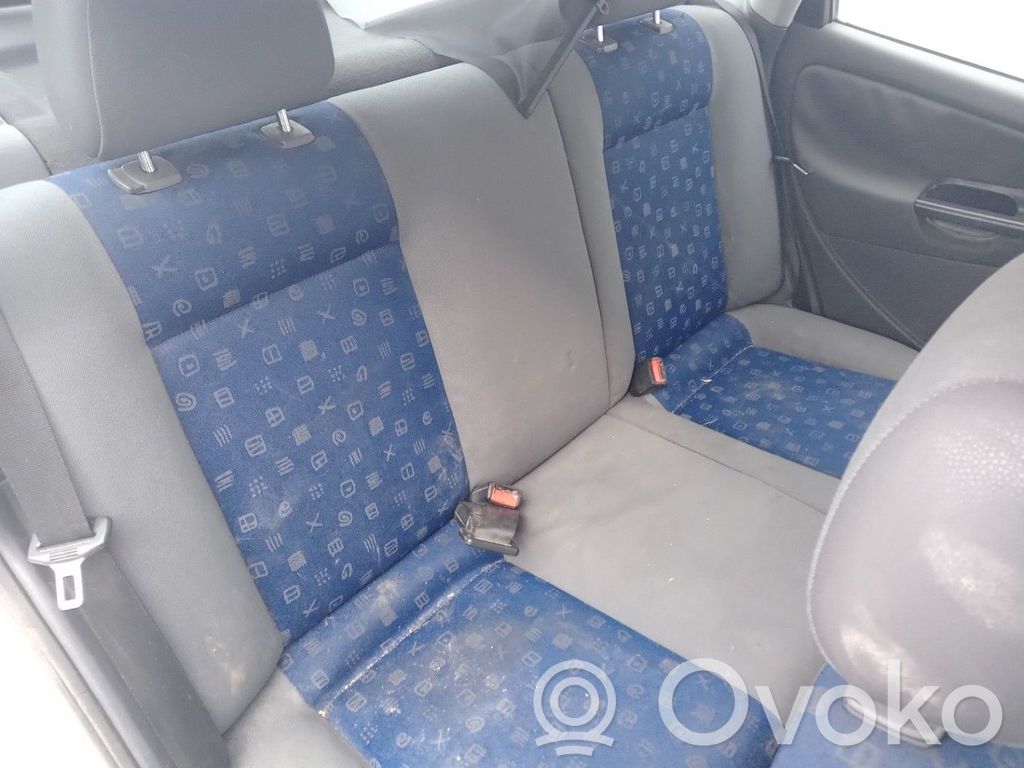 Seat Ibiza II (6k) Pas bezpieczeństwa fotela tylnego 