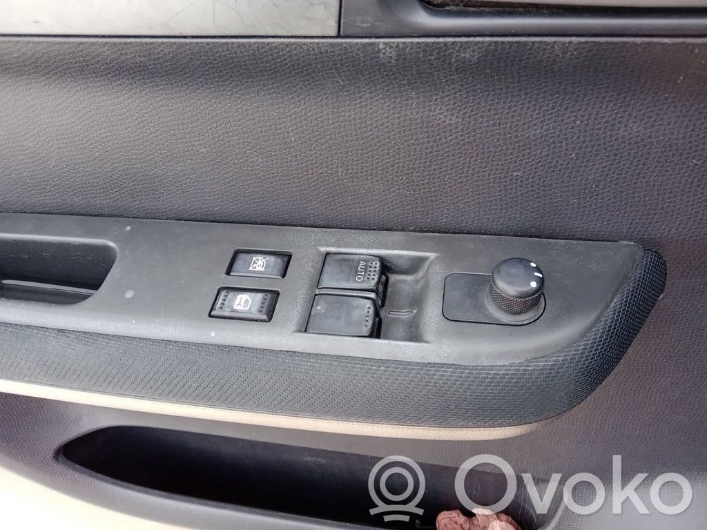 Suzuki SX4 Wing mirror switch 
