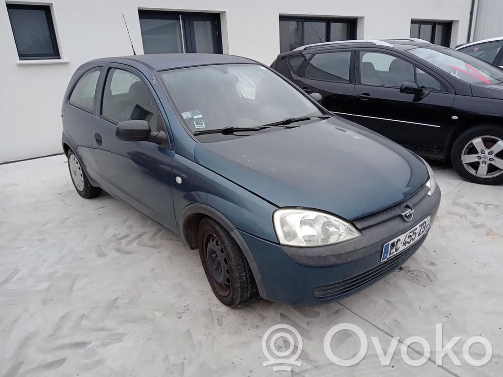 Opel Corsa C Spārns 