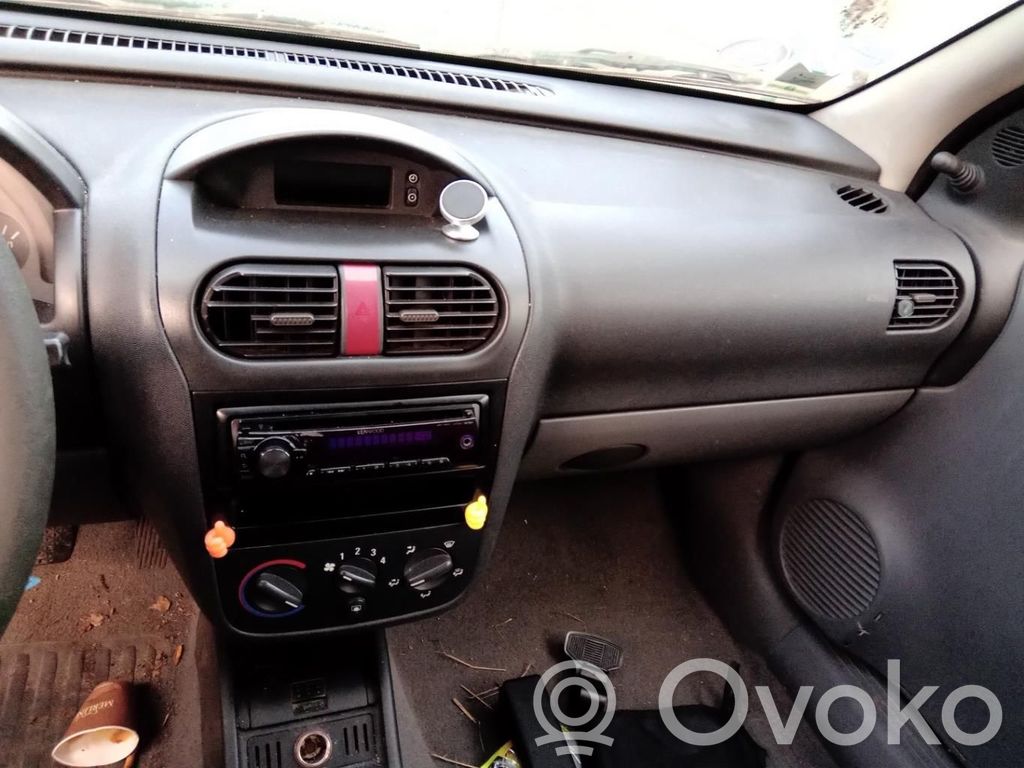 Opel Corsa C Hazard light switch 