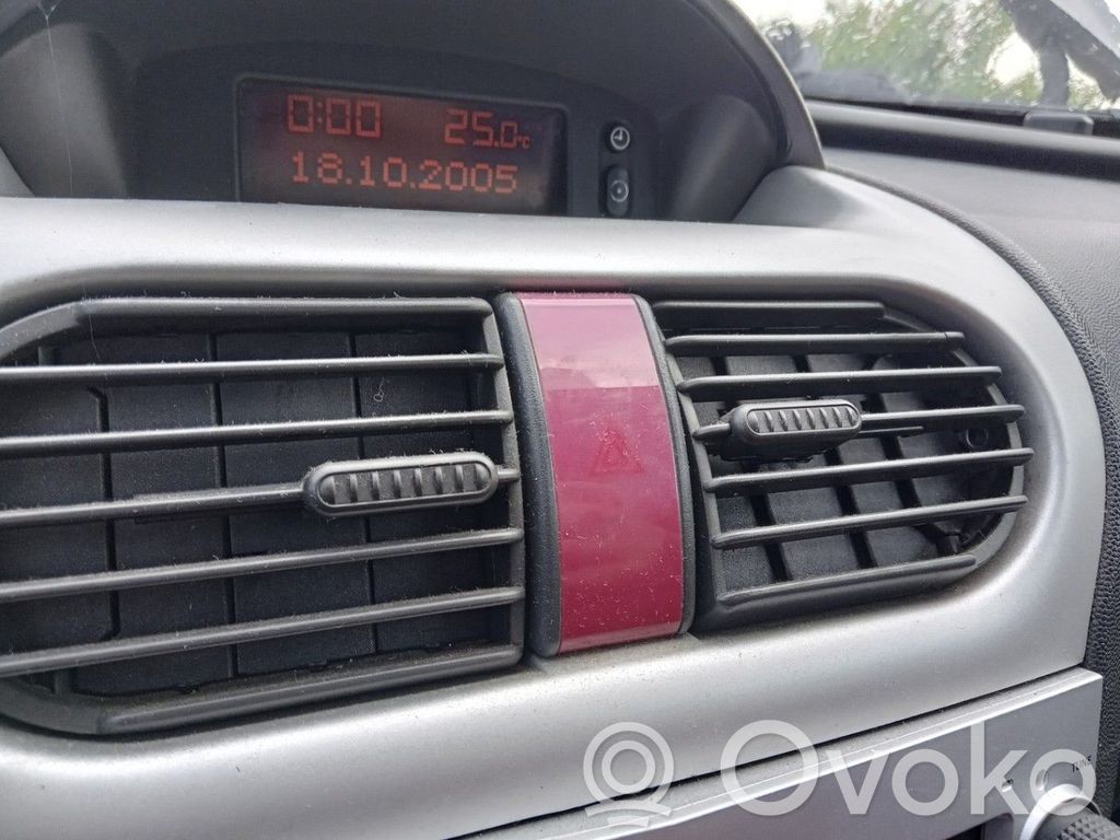 Opel Tigra B Hazard light switch 