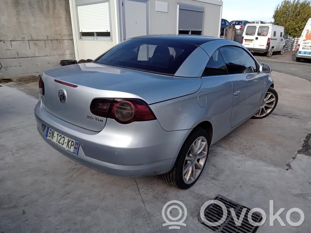 Volkswagen Eos Takaoven ikkunan nostin moottorilla 