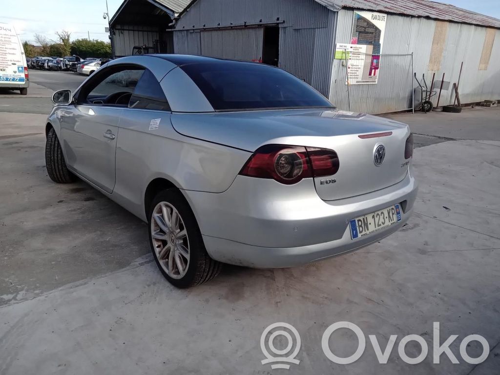 Volkswagen Eos Takaoven ikkunan nostin moottorilla 