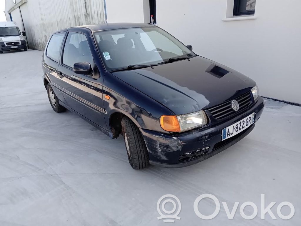 Volkswagen Polo III 6N 6N2 6NF Zacisk hamulcowy przedni 