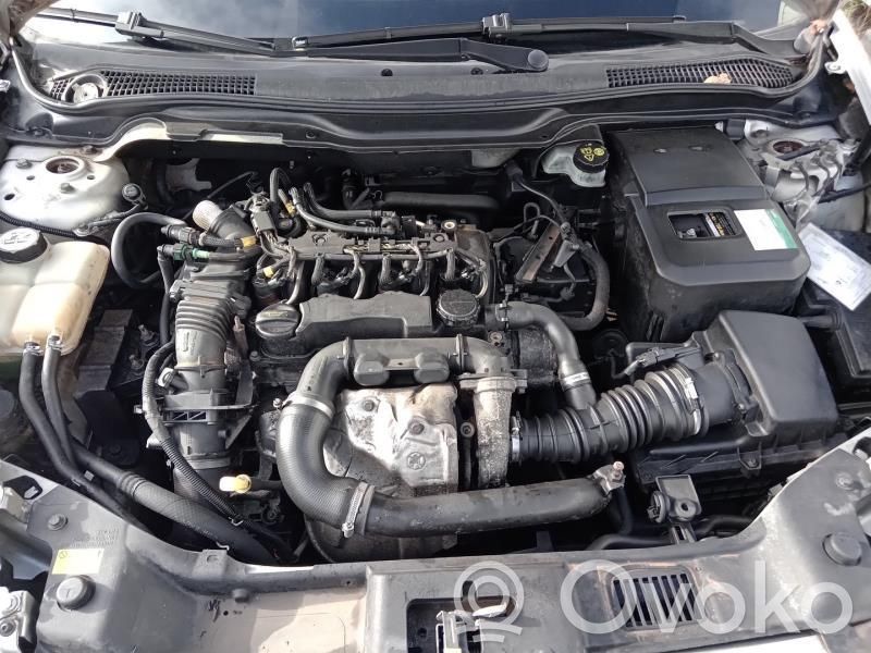Volvo V50 Przepływomierz masowy powietrza MAF 