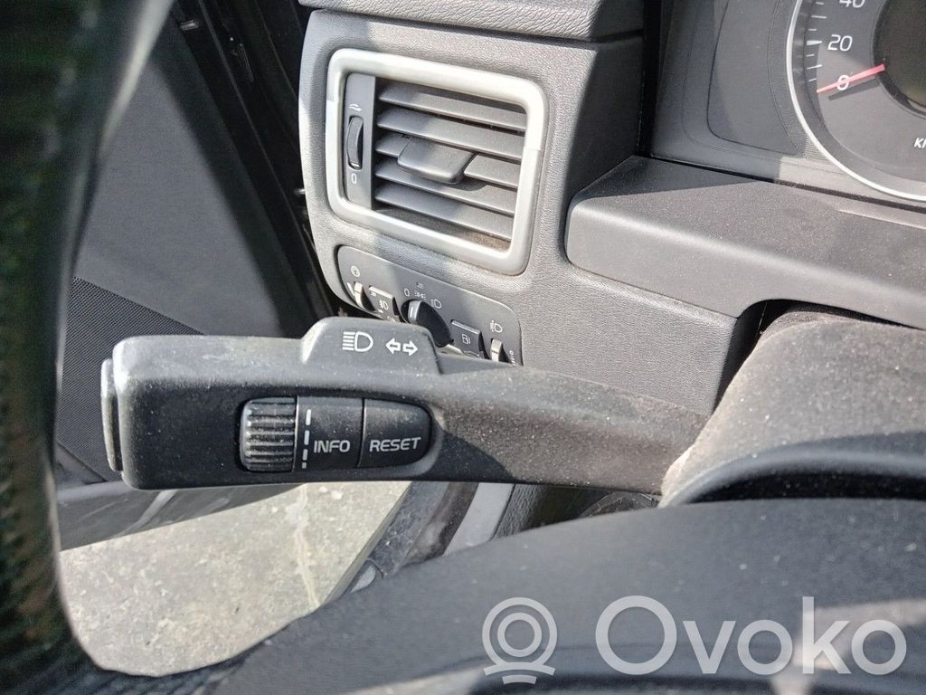 Volvo V70 Indicator stalk 