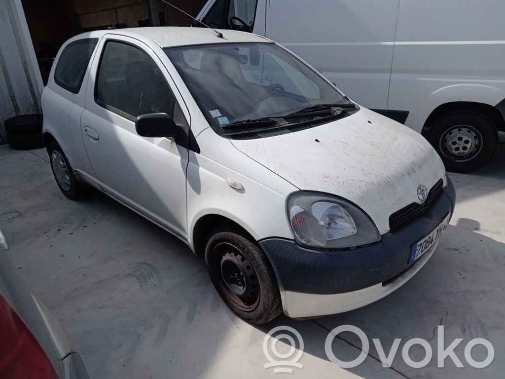 Toyota Yaris Macara ușă față cu motor 