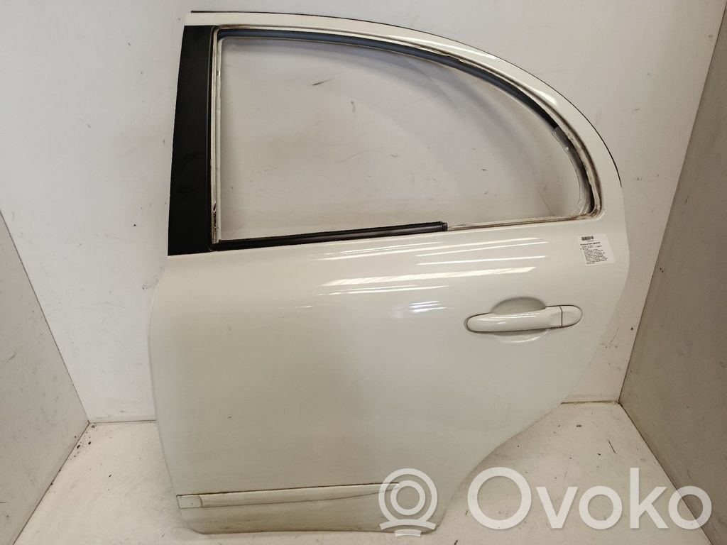 Nissan Micra Puerta trasera 