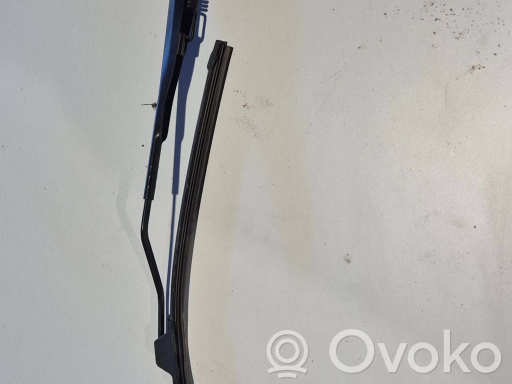 Ram 1500 DT Wischerarm vorne 