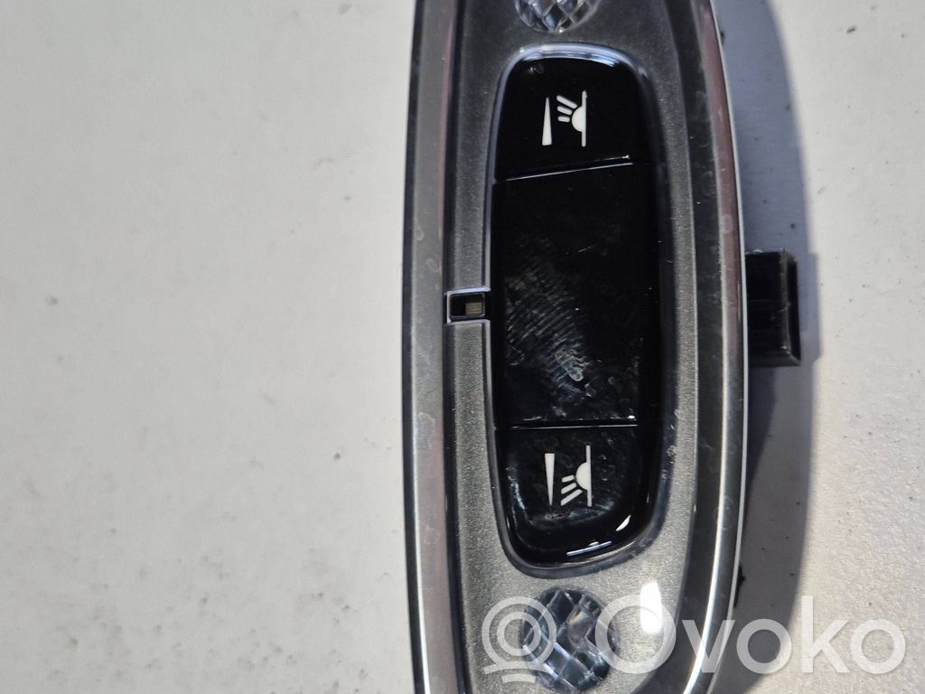 Volvo XC90 Luz del asiento trasero 