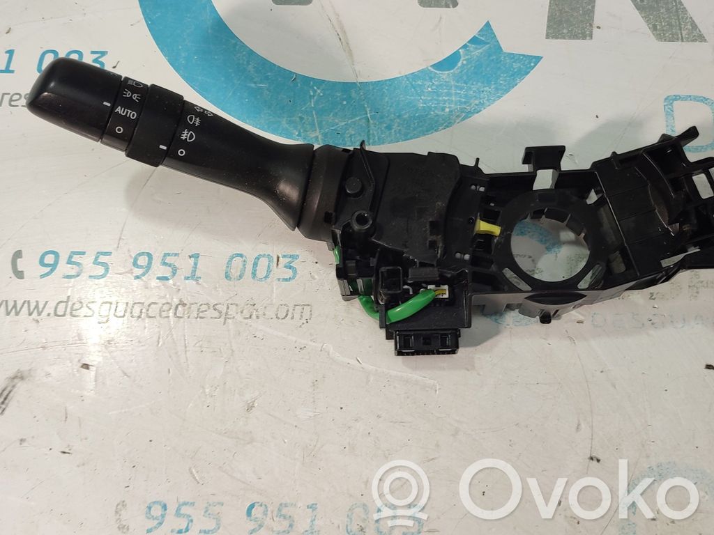 Interruptor de control del panel de luces   0519017F373