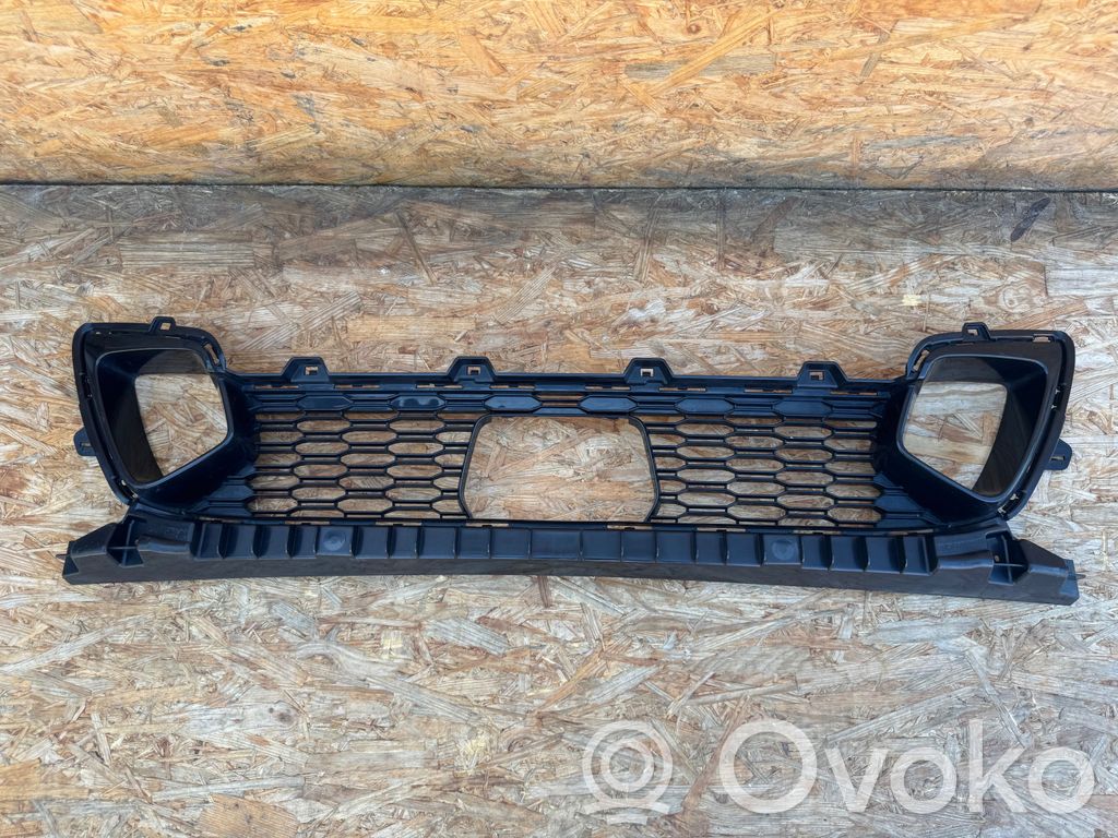 BMW 2 F44 Front bumper lower grill 