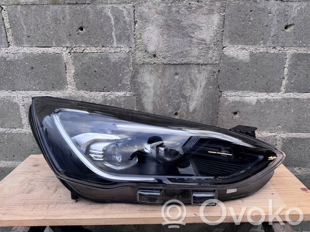 Ford Focus Headlight/headlamp 
