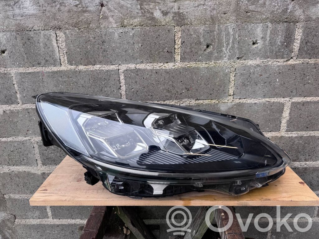 Ford Kuga III Headlight/headlamp 
