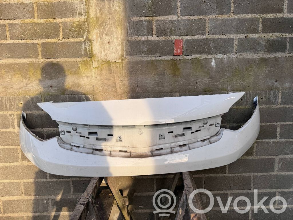 Opel Zafira Life Etupuskuri 