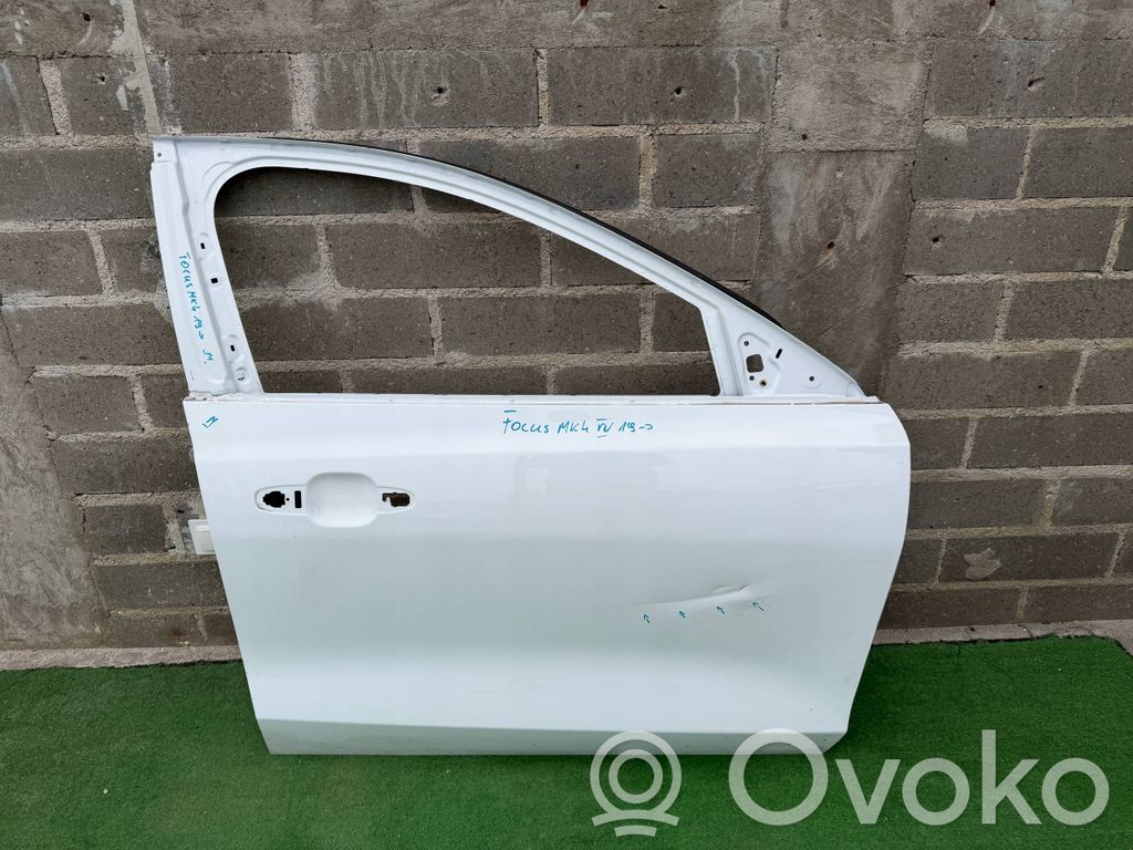 Ford Focus Front door 