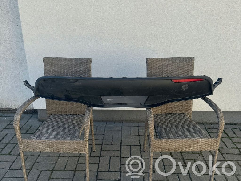 Tesla Model Y Listwa dolna zderzaka tylnego 