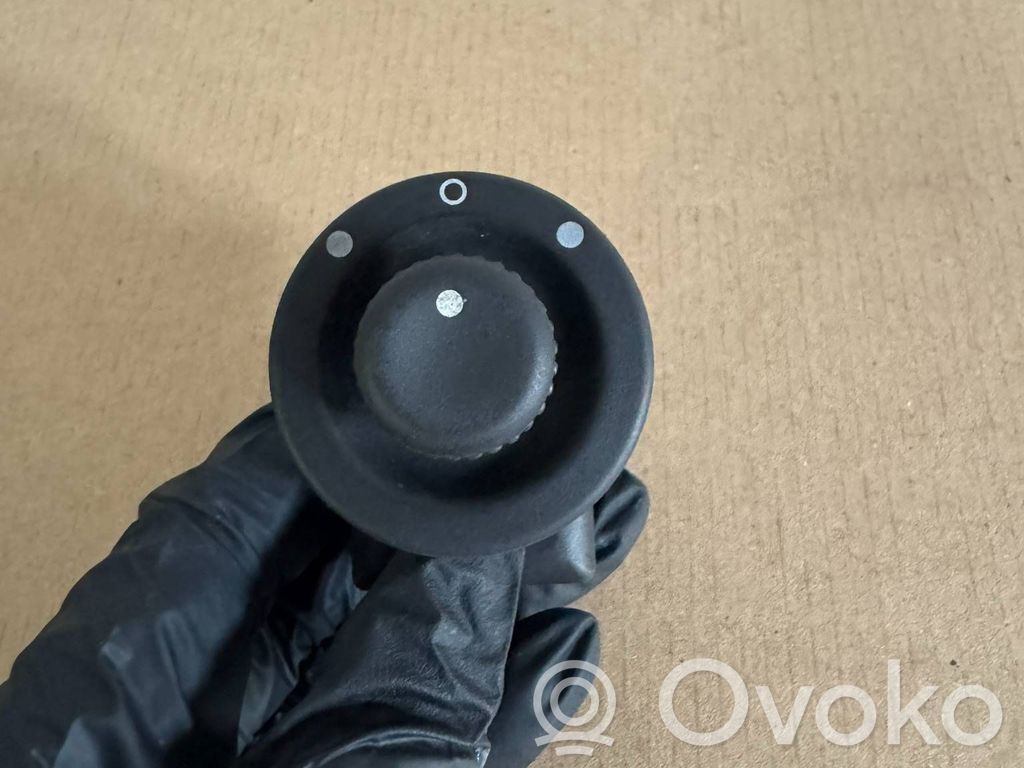 Renault Laguna II Wing mirror switch 