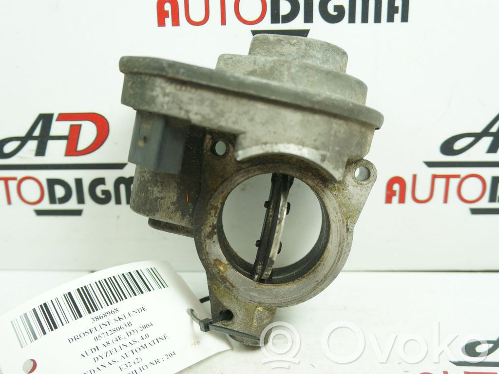 Audi A8 S8 D3 4E Droseļvārsts 