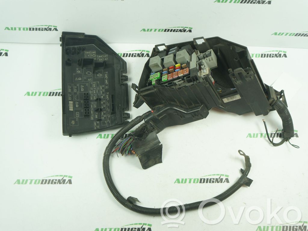 Ford Mondeo MK IV Módulo de fusible 