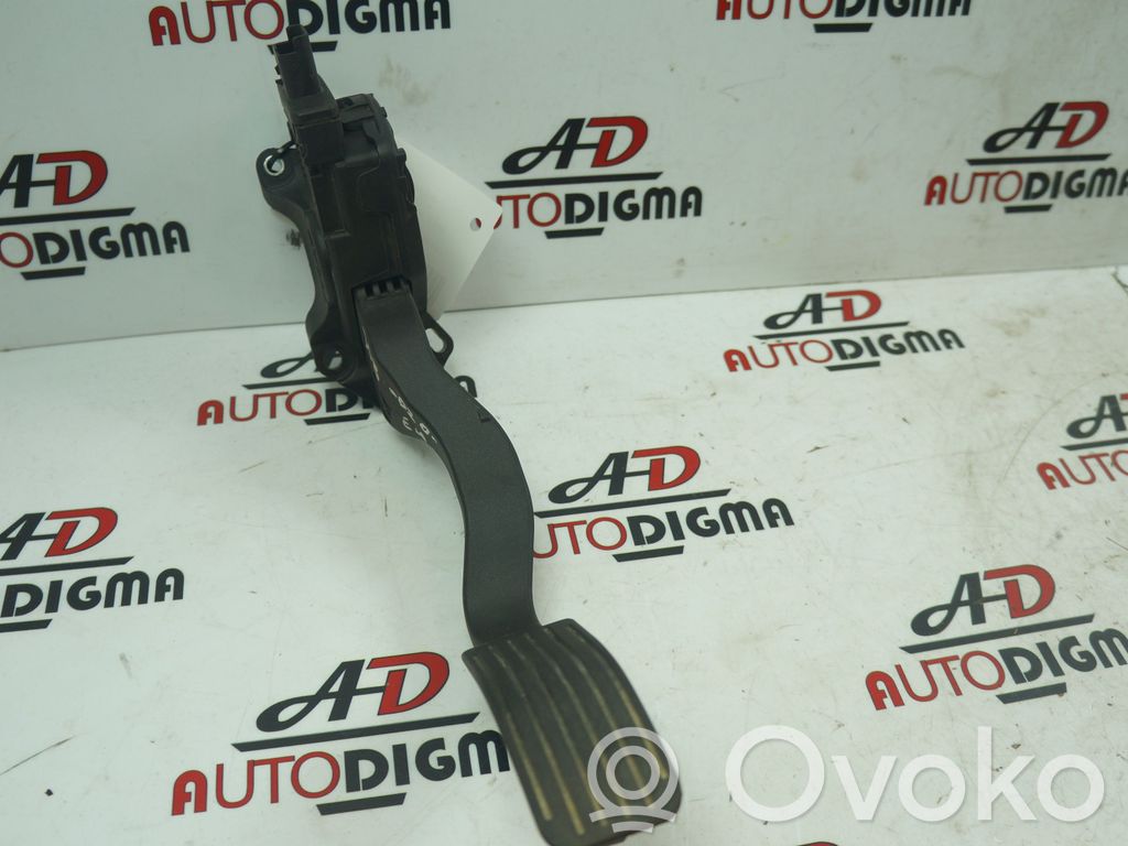Peugeot 308 Accelerator throttle pedal 