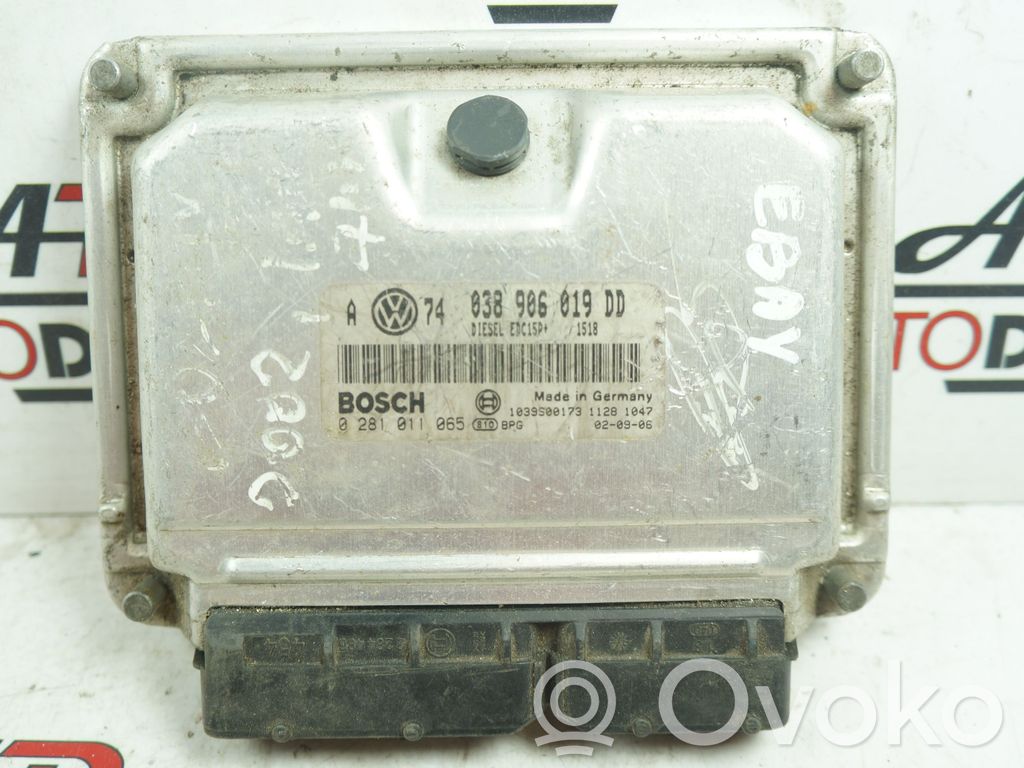 Volkswagen Golf IV Engine control unit/module 