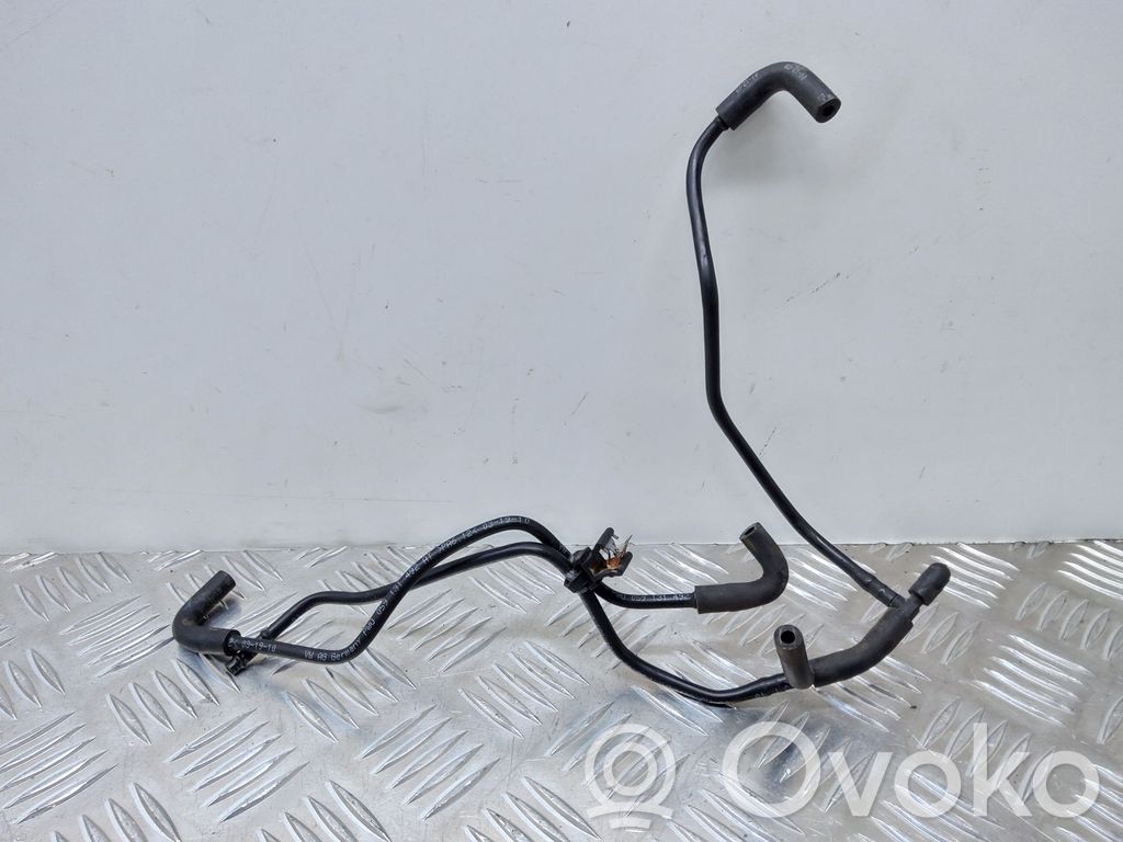 Vacuum line/pipe/hose   059131492AT