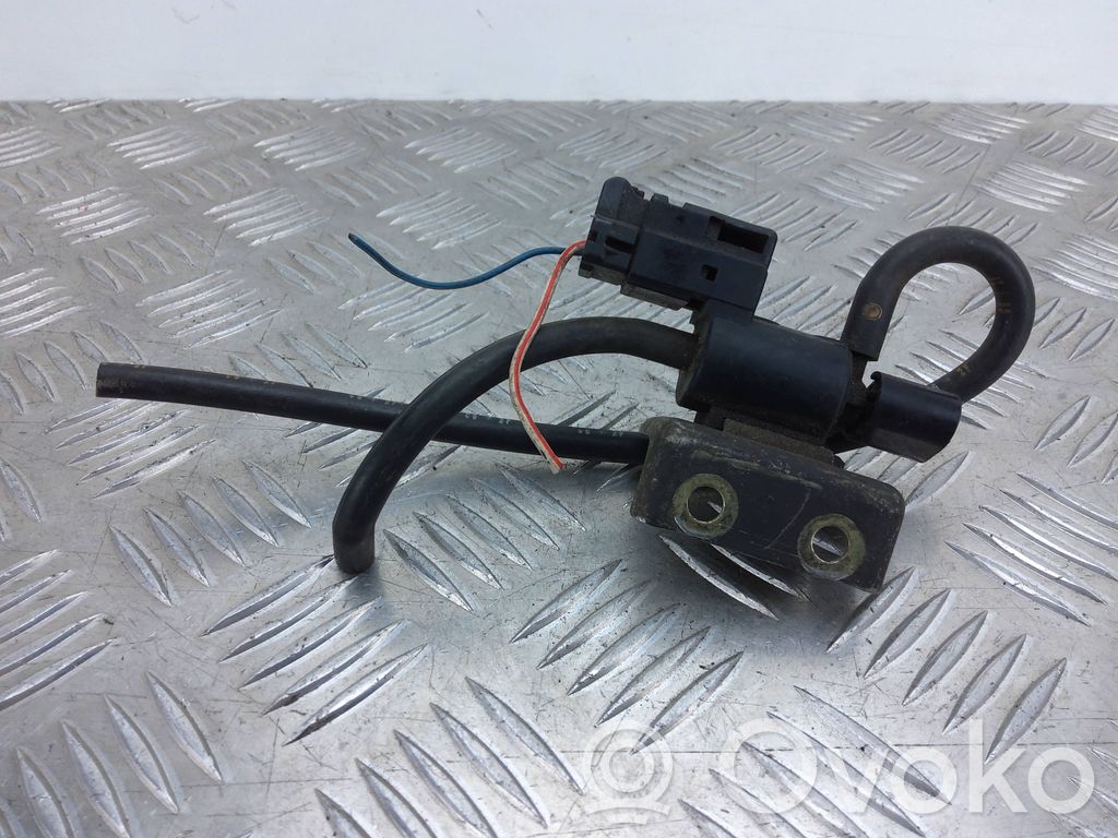 Mazda 626 Turboahtimen magneettiventtiili 