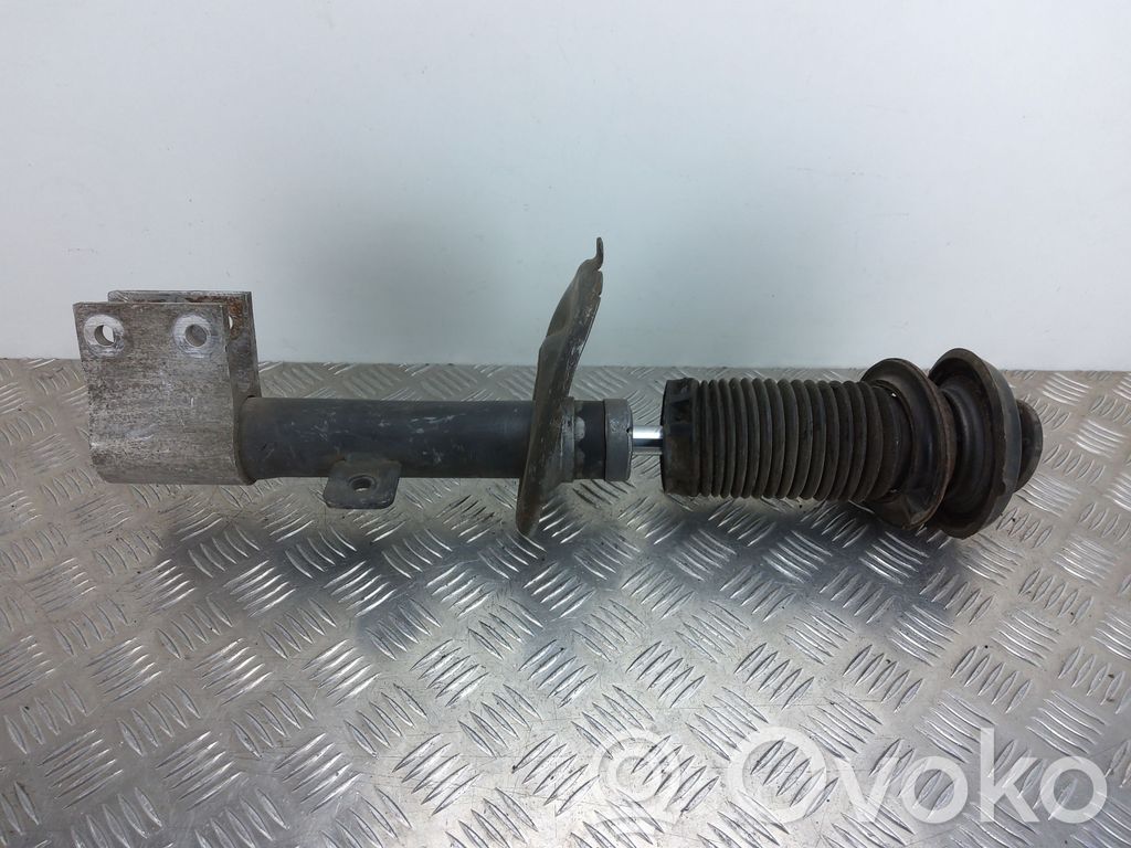 Peugeot 308 Front shock absorber/damper 