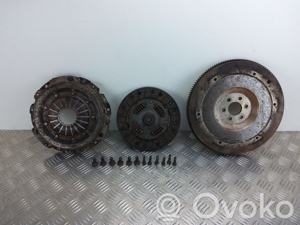 Opel Corsa D Sankabos komplektas 