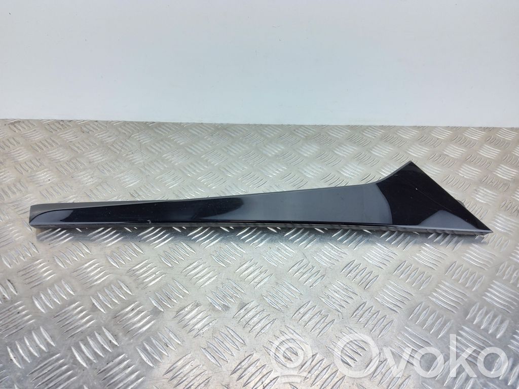 Tailgate trim   4M8854872B