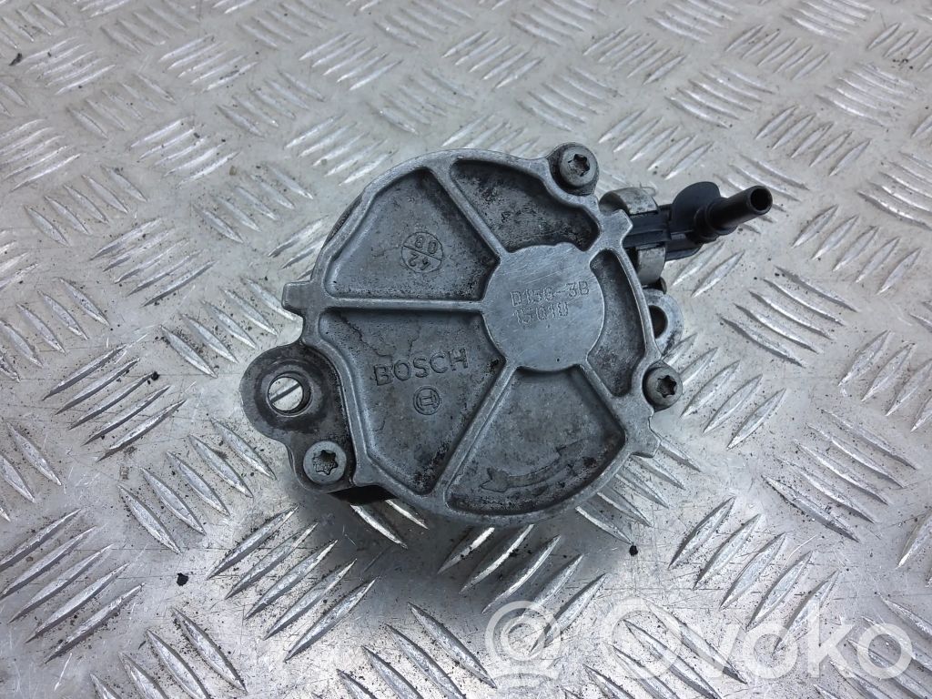 Peugeot 308 Vacuum pump 