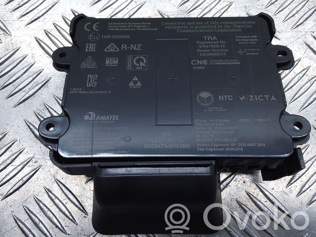 Cadillac XT6 Wireless charging module 