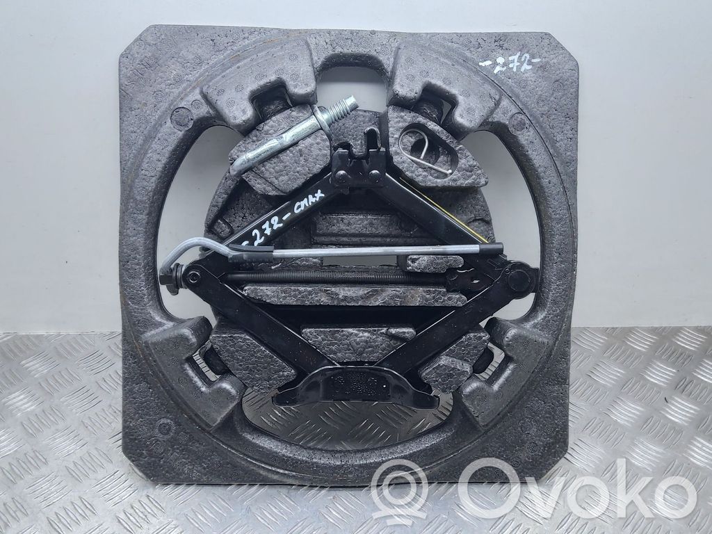 Tool set   6M5117080AB,6M5117009BC,6M511K302BA