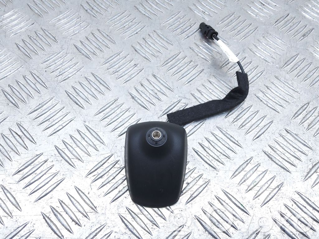 Opel Astra K Radion antenni 