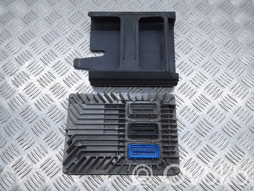 Opel Insignia A Engine control unit/module 