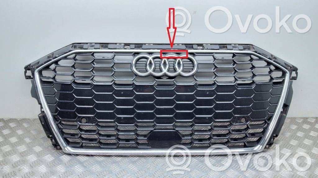 Audi A3 8Y Rejilla superior del radiador del parachoques delantero 