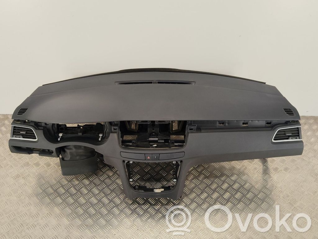 Peugeot 508 Dashboard 