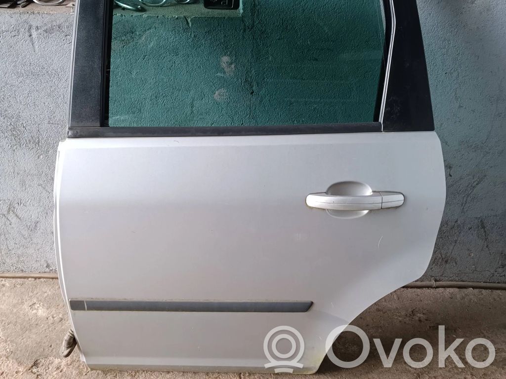 Rear door
