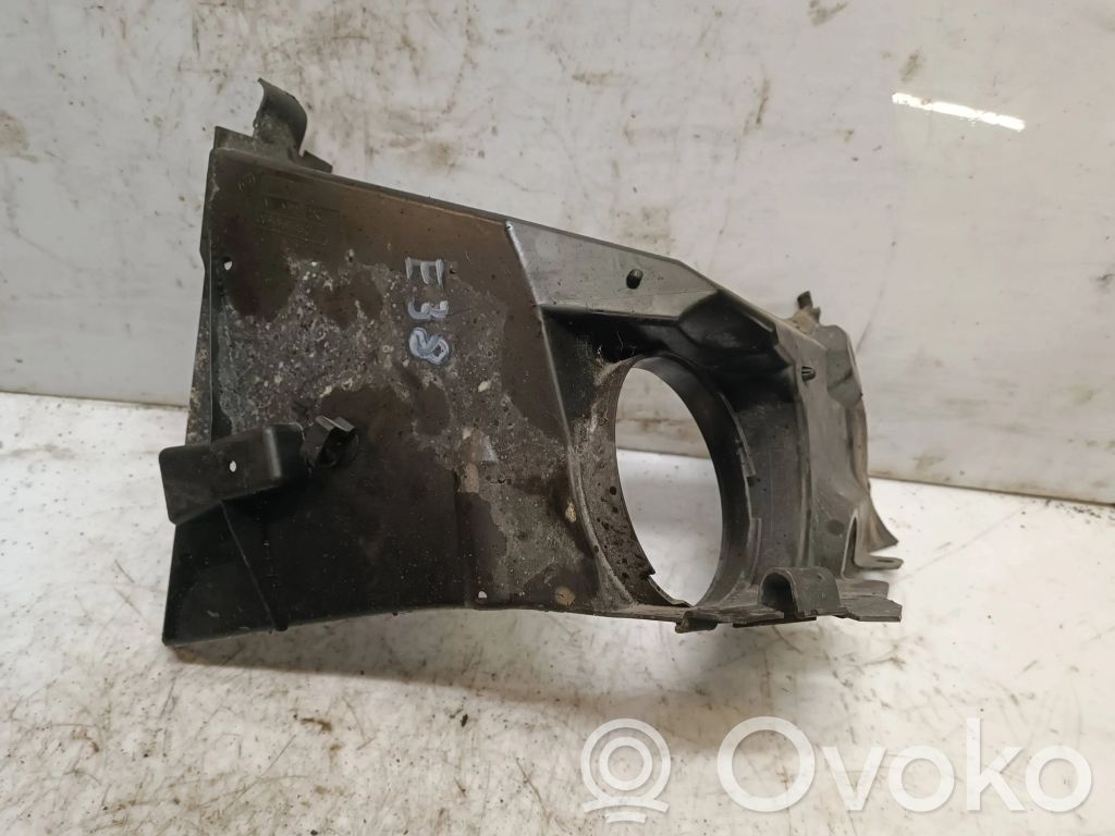 BMW 7 E38 Other engine bay part 