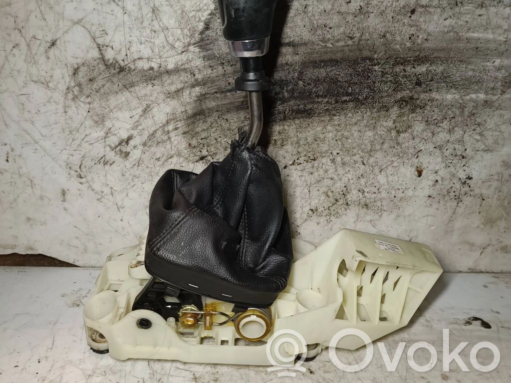 Ford Mondeo MK IV Lewarek zmiany biegów / górny 