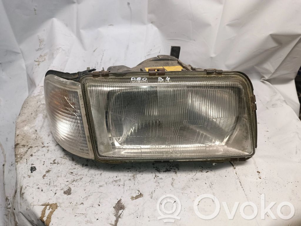 Audi A4 S4 B5 8D Lampa przednia 