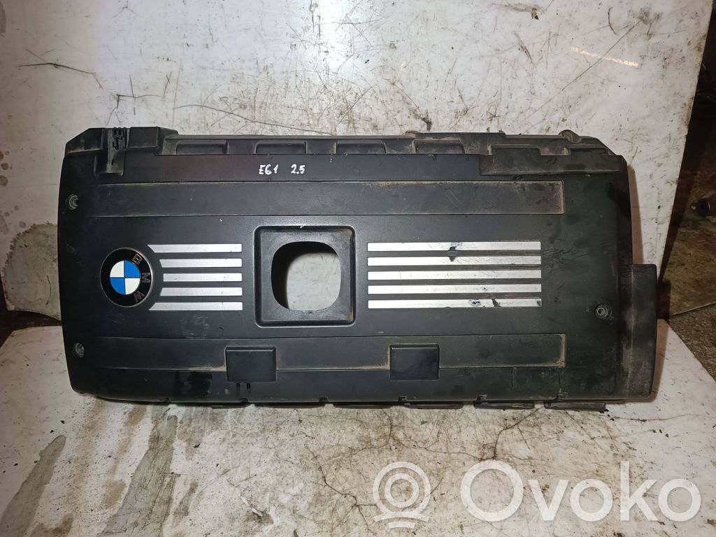 BMW 5 E60 E61 Variklio dangtis (apdaila) 