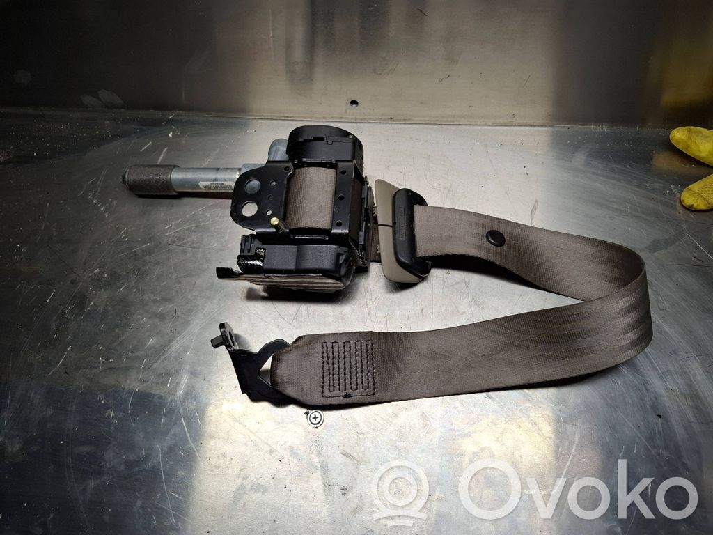 Volvo S60 Cinturón trasero 