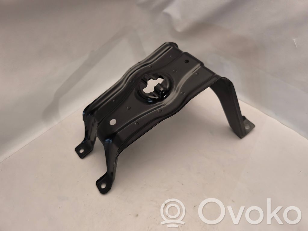 Base (soporte)   8W0802715
