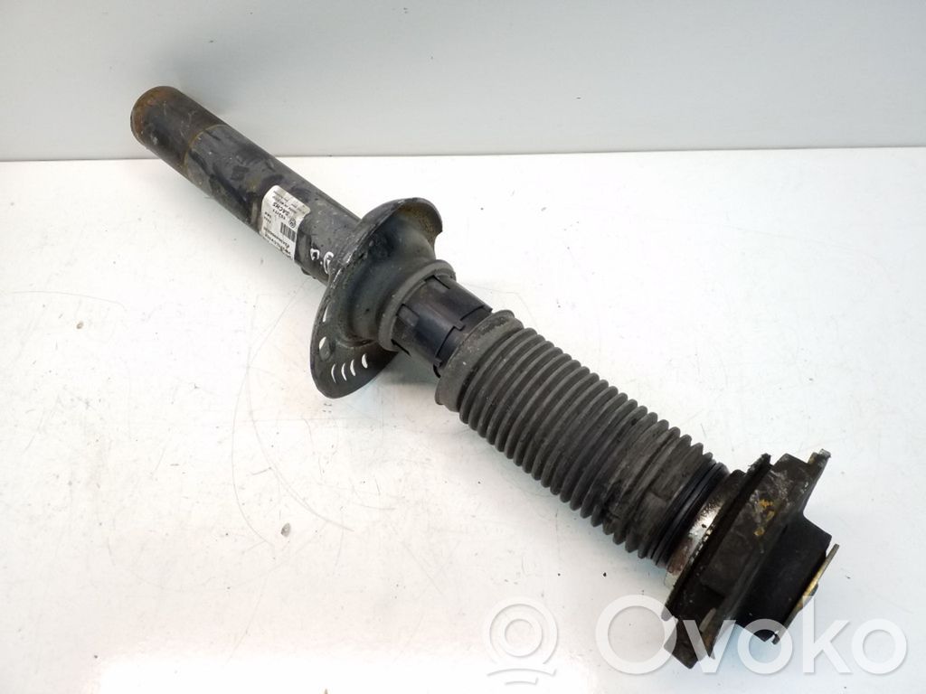 Volkswagen Jetta VI Amortyzator przedni 