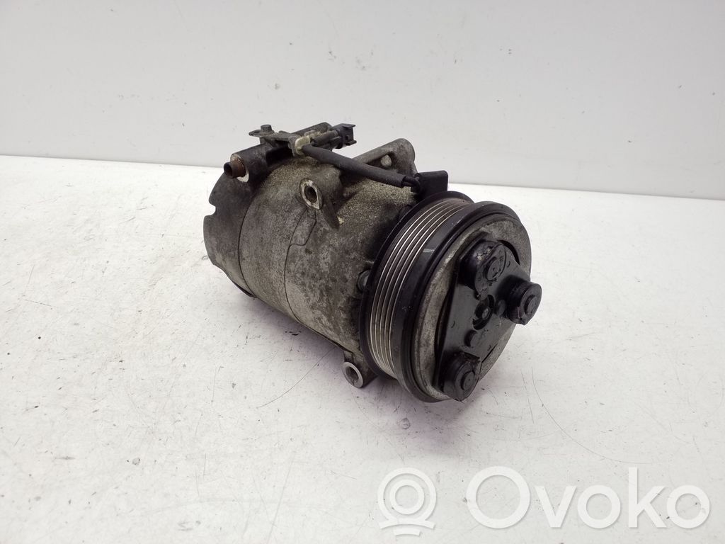 Ilmastointilaitteen kompressorin pumppu (A/C)   3M5H19D629DF