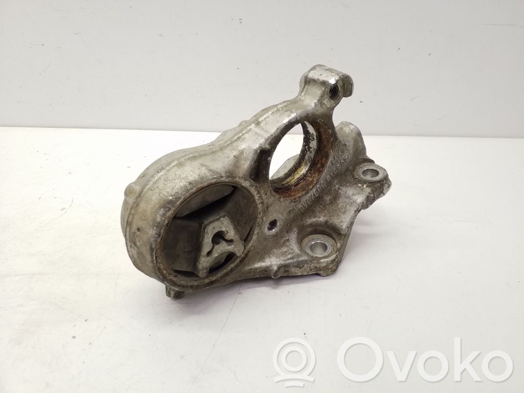 Citroen Berlingo Driveshaft support bearing bracket 