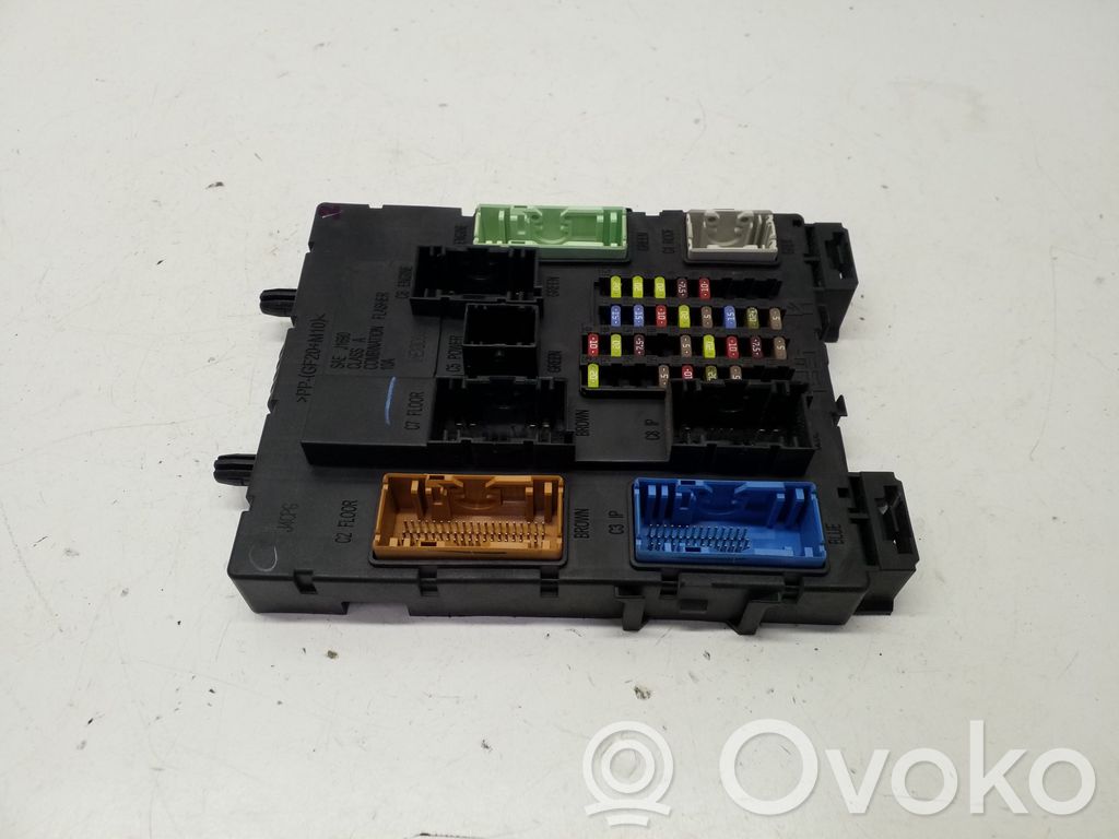 Ford Focus Módulo de fusible 