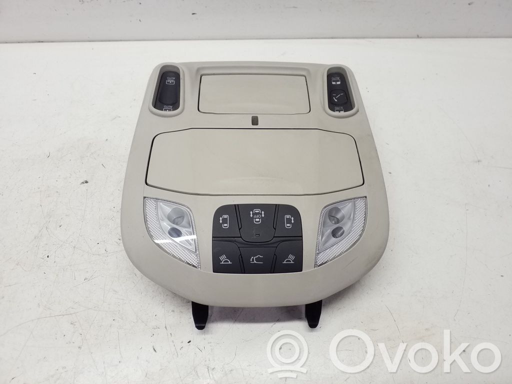 Chrysler Pacifica Front seat light 